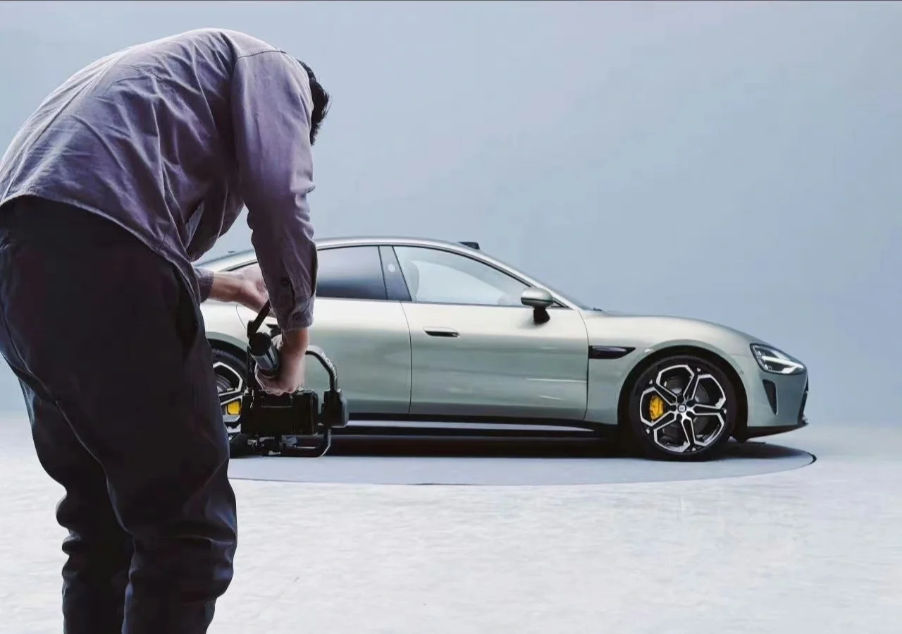 据说是300万罚金，#小米汽车#媒体实拍泄露 ​​​