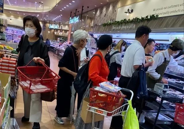 人民网日本频道8月18日报道 日本求饶也晚了？中方不救，特朗也救不了！各方此前都