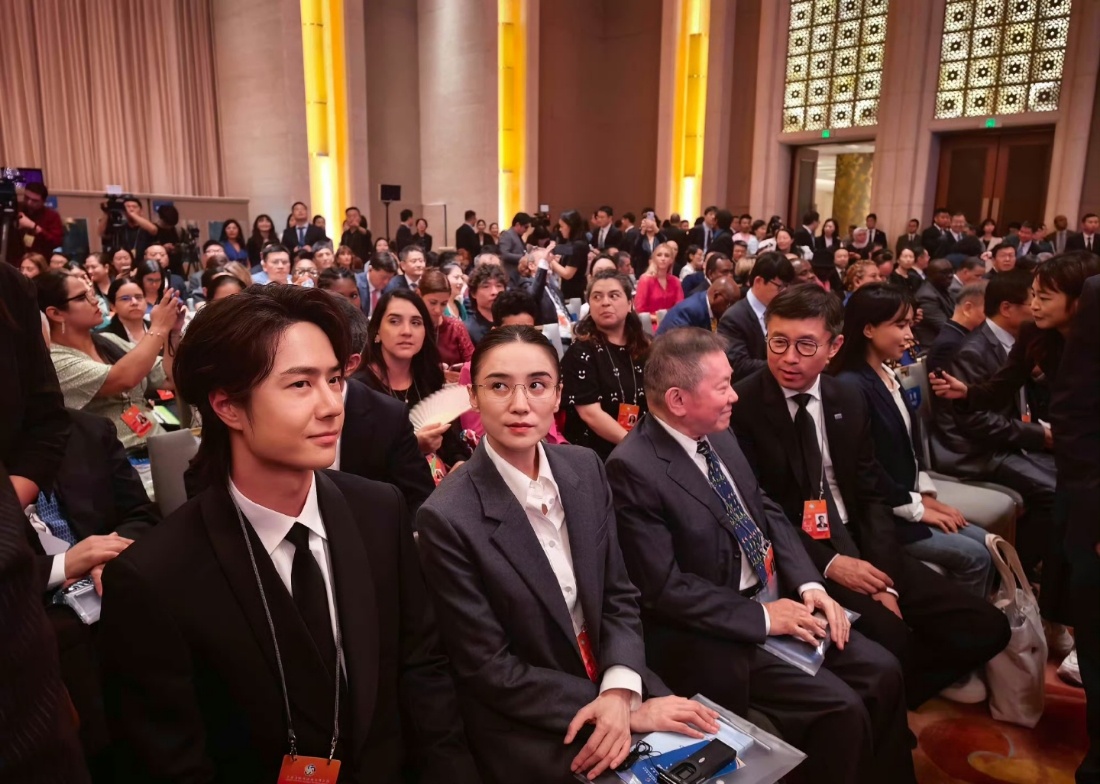 潘展乐王一博破次元同框，王一博这么帅！还那么优秀！这谁能不喜欢呀[打call][