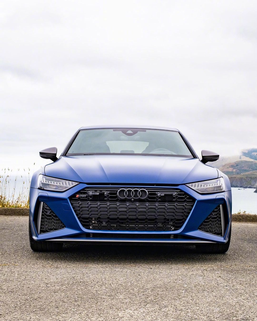 AUDI ​​​