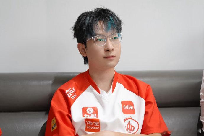 AG止步夏季赛六强激烈的系列赛落下帷幕，AG没能拿下晋级名额，止步夏季赛六强。一