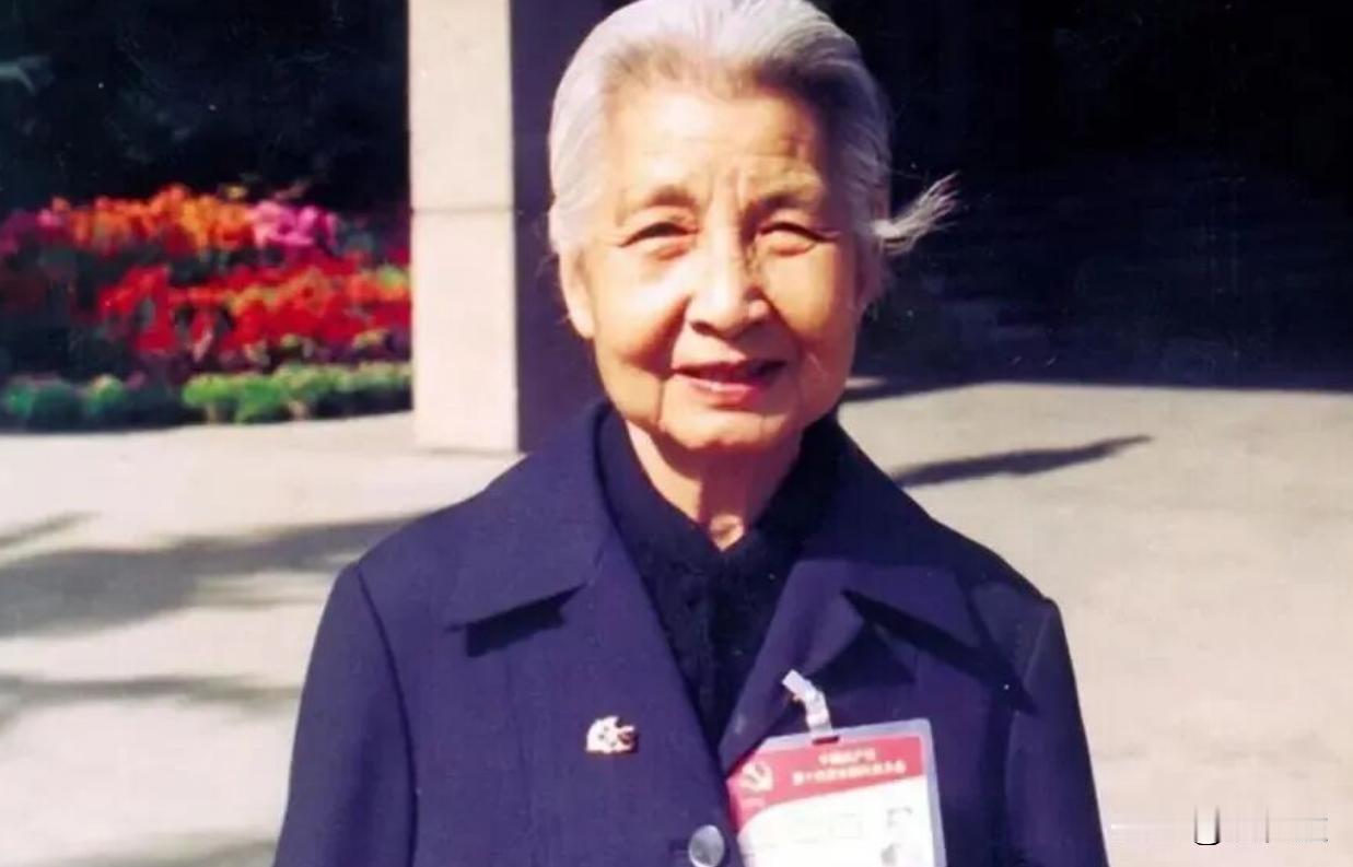 女红军曾志：从井冈山走来，三任丈夫皆是革命者

1932年秋，曾志和蔡协民决定分