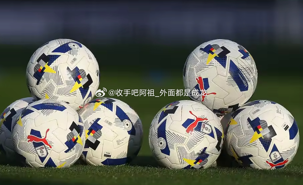 今天据《太阳报》报道，在此前进行的一场比利时地区联赛女足比赛中，一名球员遭到裁判