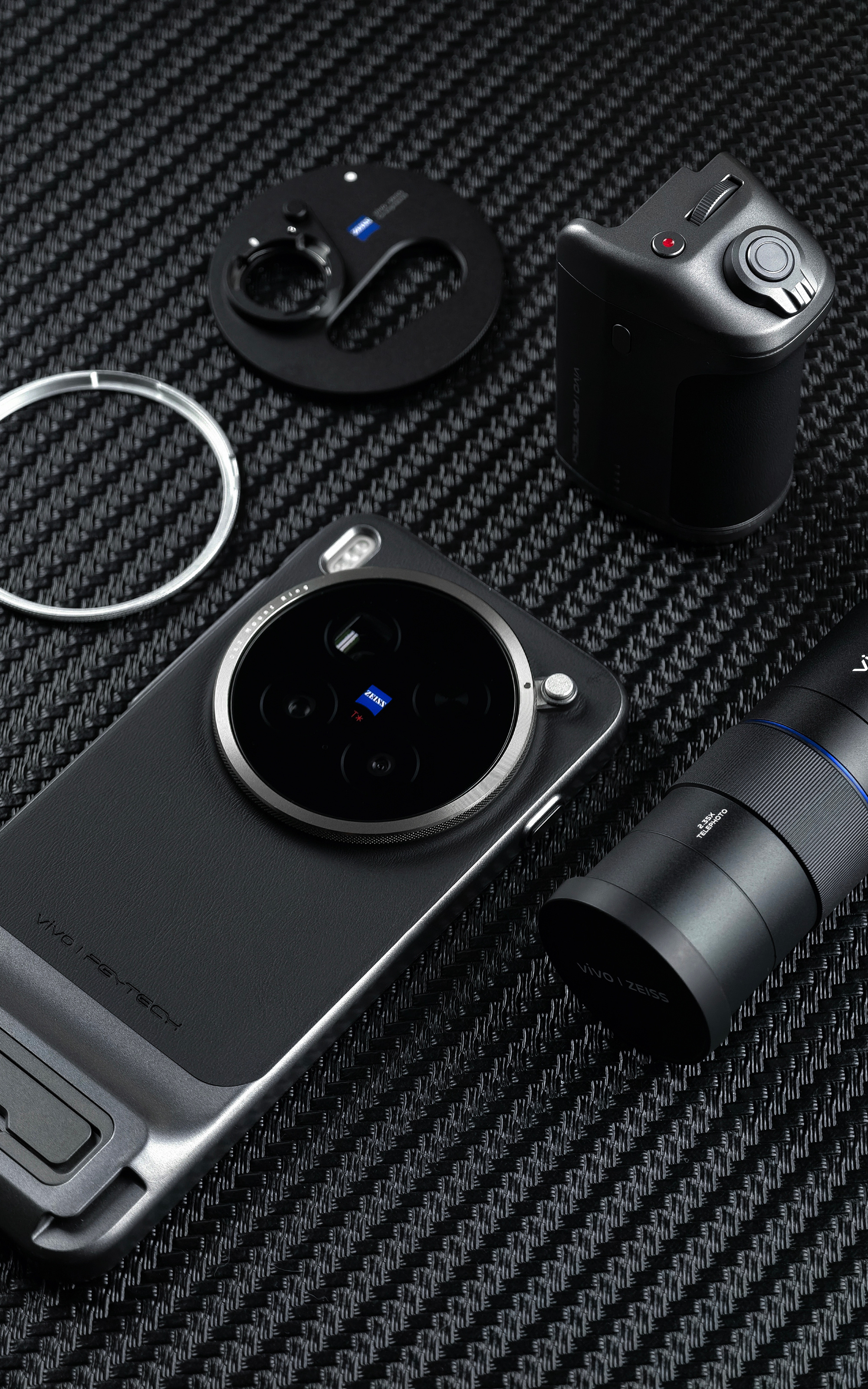 错峰来组vivo X300 Pro的摄影套装[收到]演唱会神器在手，可惜我没时间