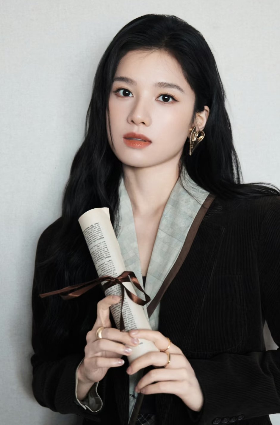 今日份美女，张婧仪～ ​​​