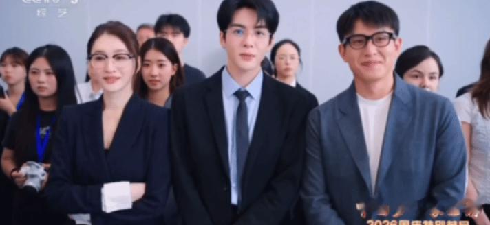 曾舜晞央视镜头帅我一大跳被原相机画面狠狠拿捏，曾舜晞直面央视的高清拍摄，五官立体