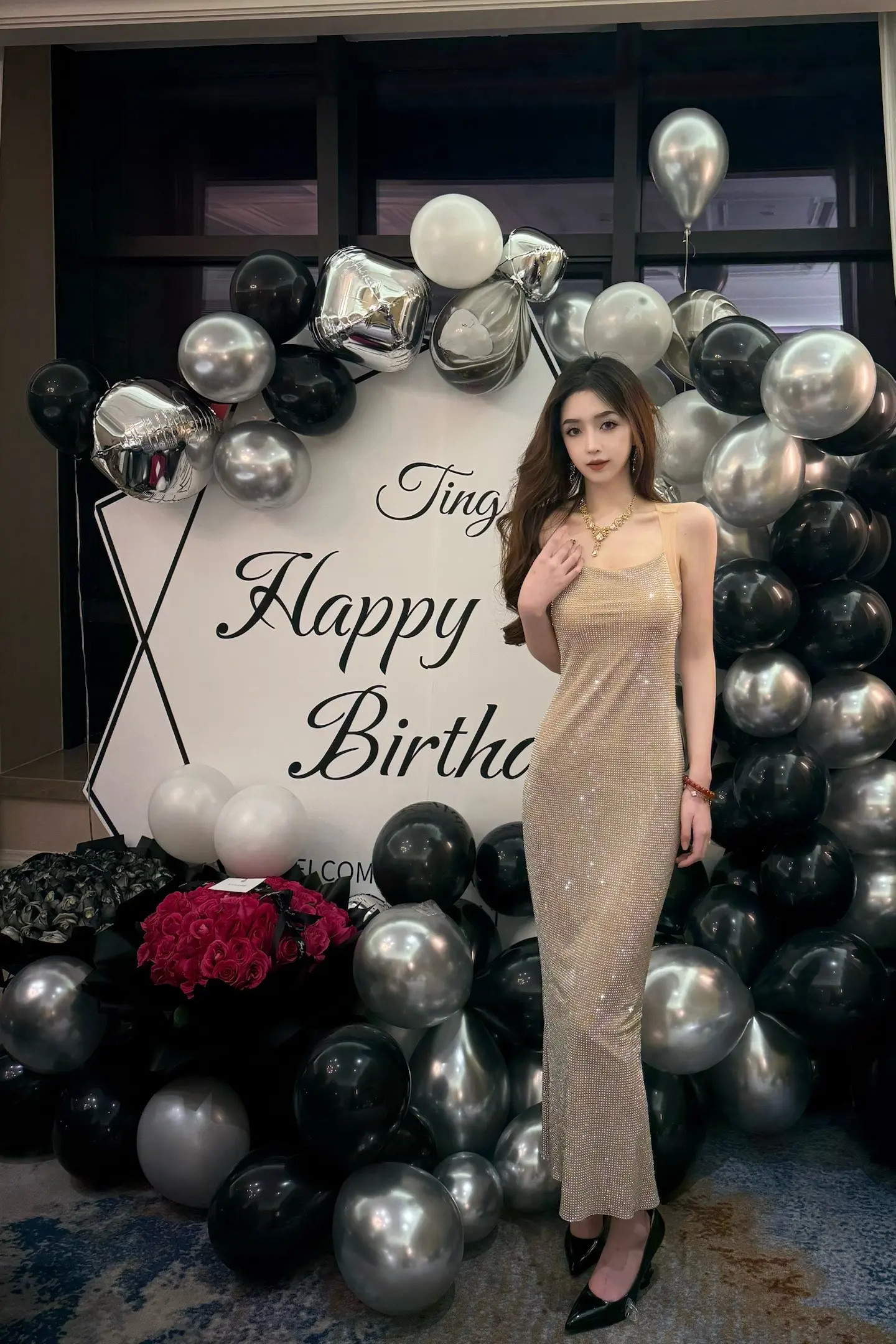 生日最好的礼物是爱的人和朋友的祝福