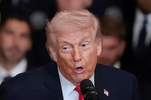 3月7日，特朗普宣称伊朗“今日将遭受极其猛烈的打击”。他表示，在美国和以色列的持