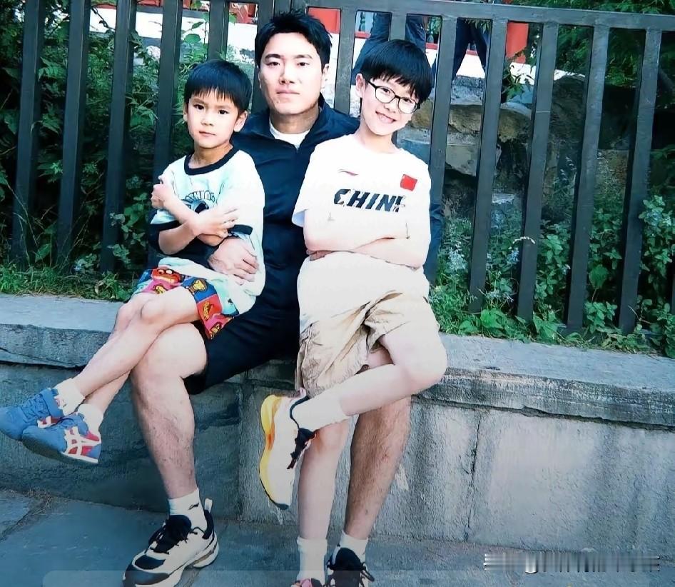 乒乓世乒赛团体赛的比拼已经结束了一段日子了，但是由于梁靖崑在这次比赛中发挥极为出