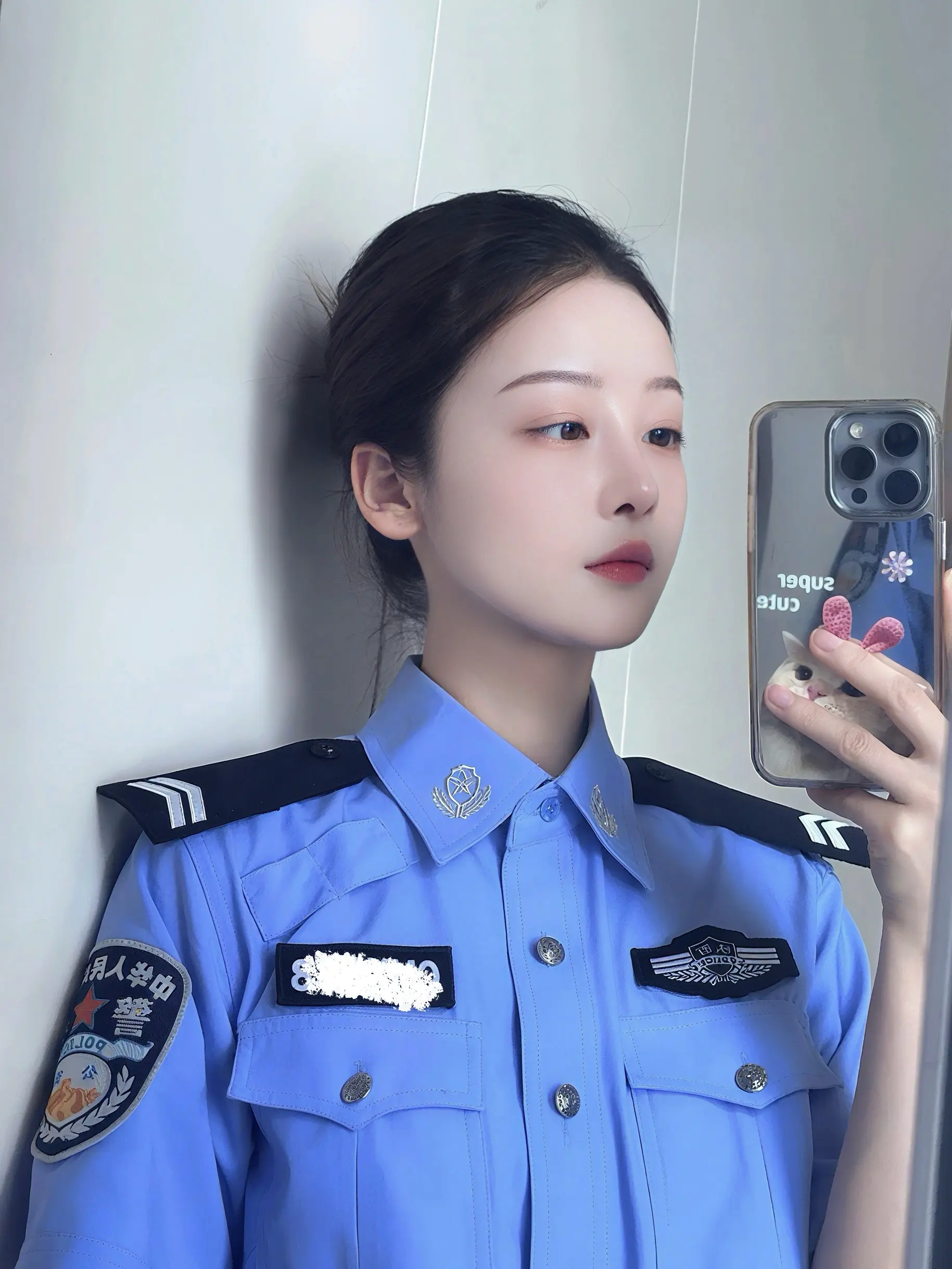 女警