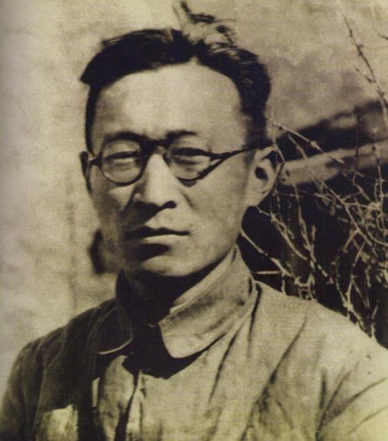 1972年王稼祥与妻子拜访朱德，朱老总亲切回应：毛主席一直记挂着你们的情况吗？