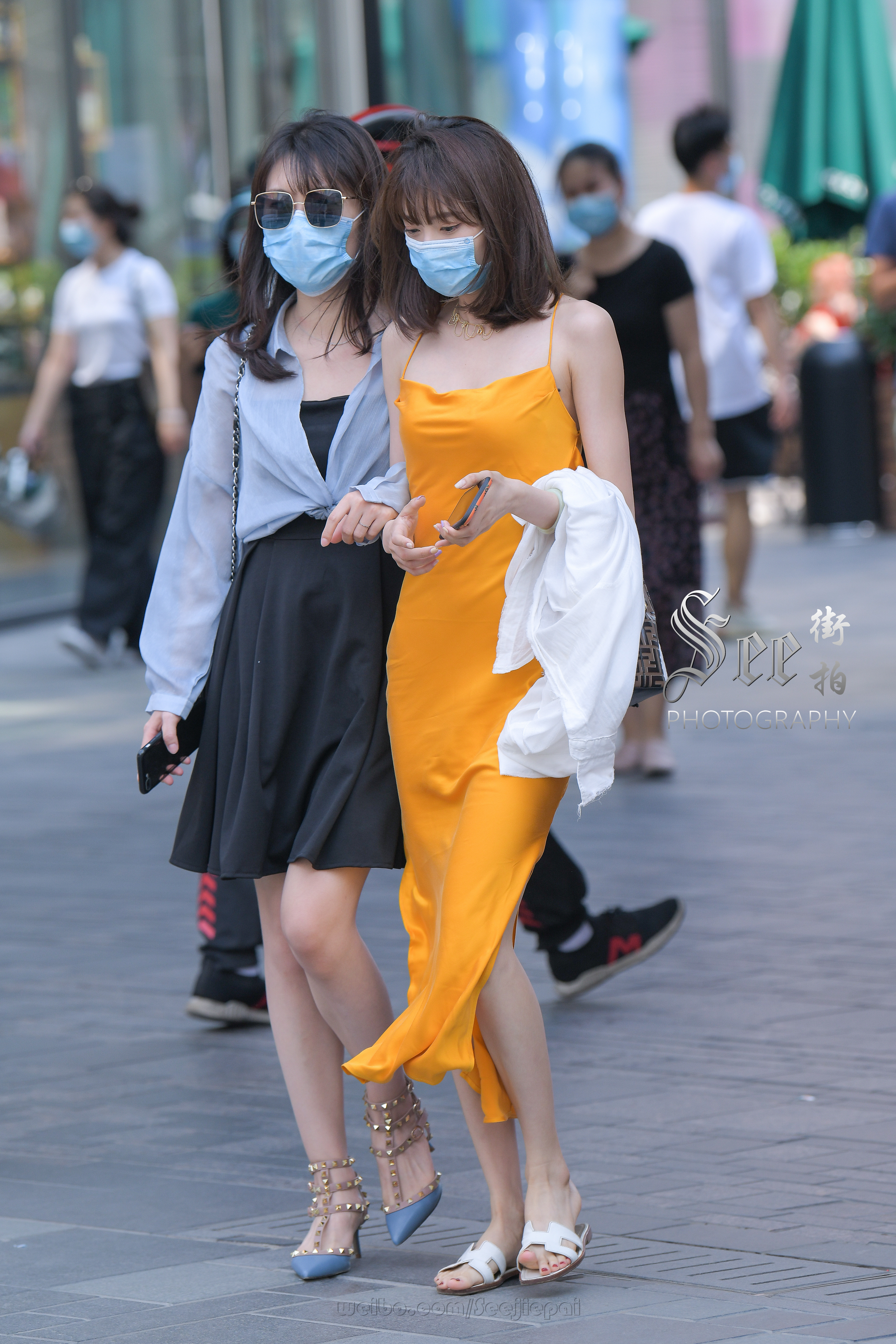 丝质吊带裙，高级显气质~~ ​​​