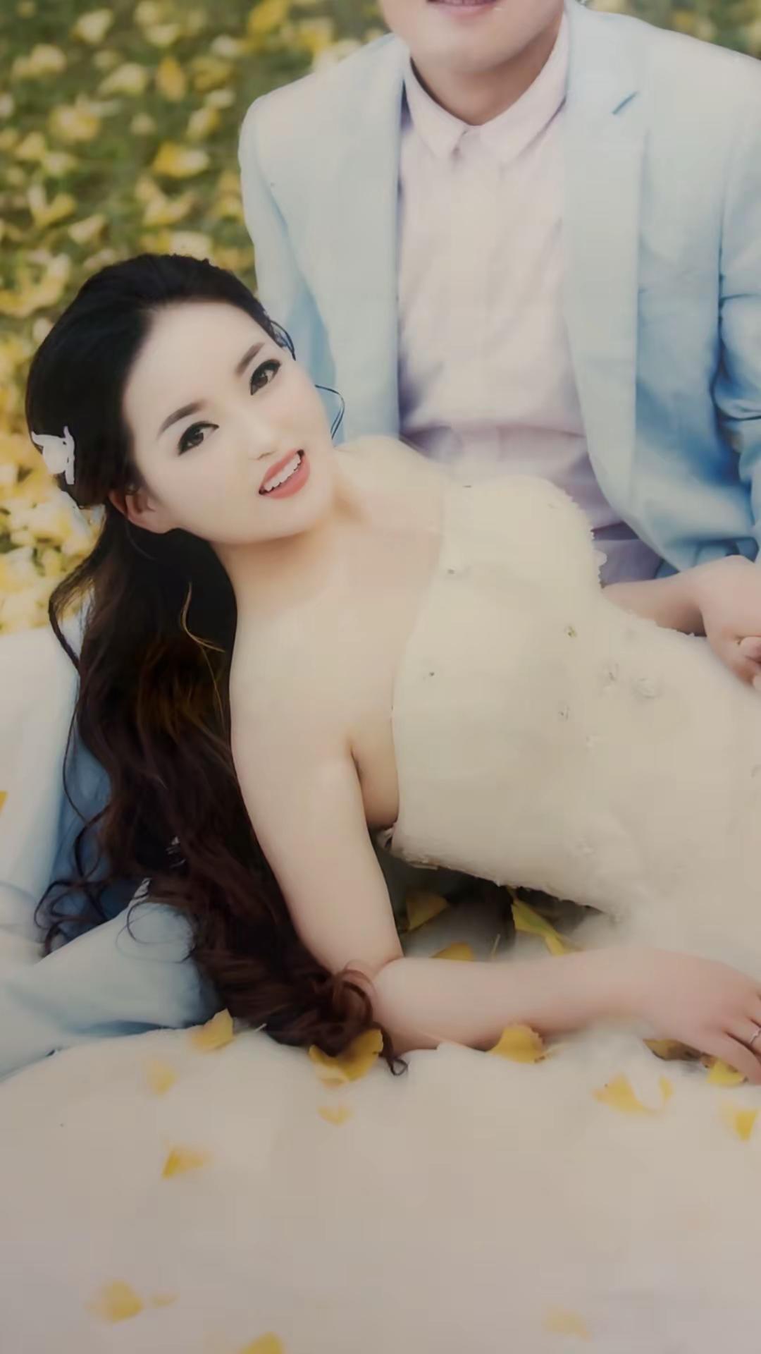 姐想当年也俊过昂🤣19岁
