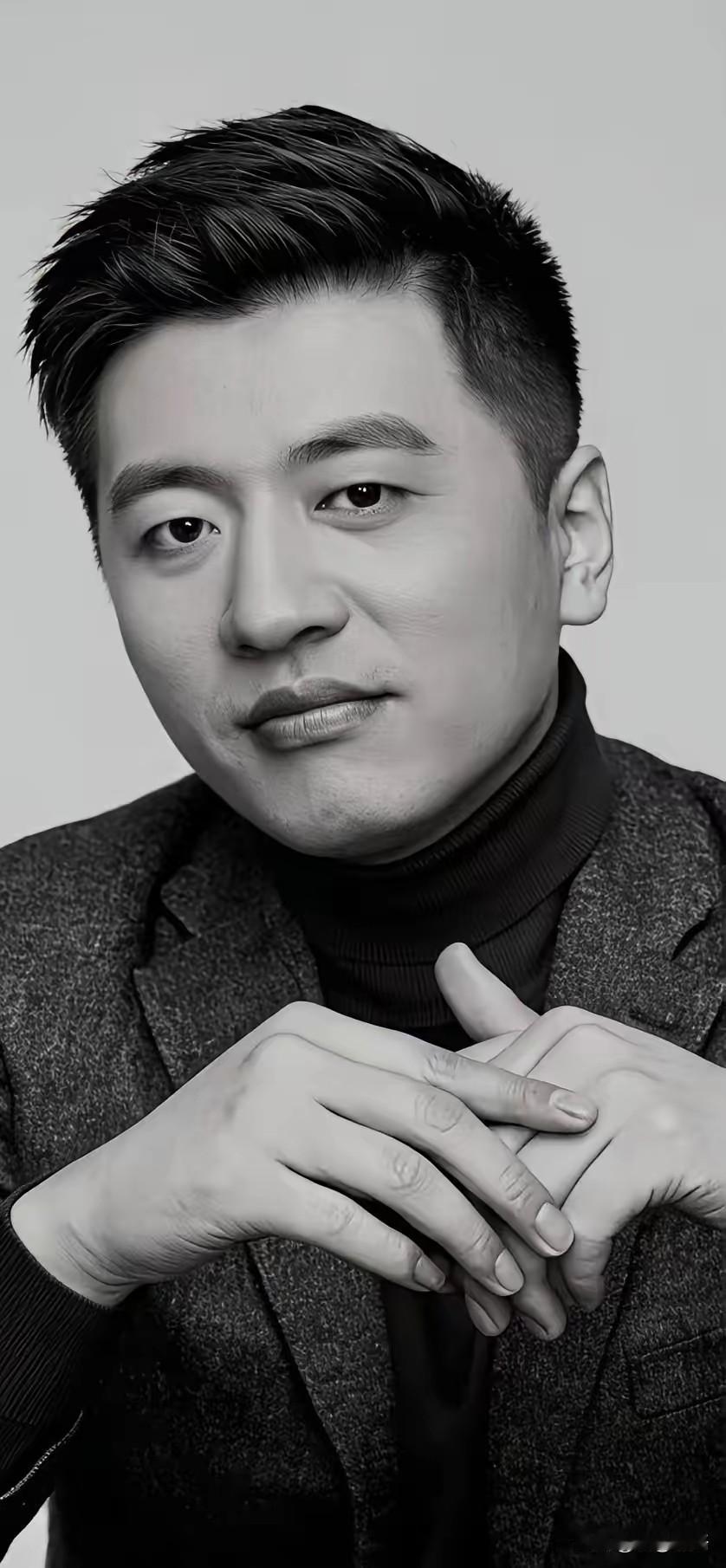 张老师刚走不久，峰学蔚来就现“叛徒”。数学老师大鹏高调离职，还反讽峰学蔚来是垃圾