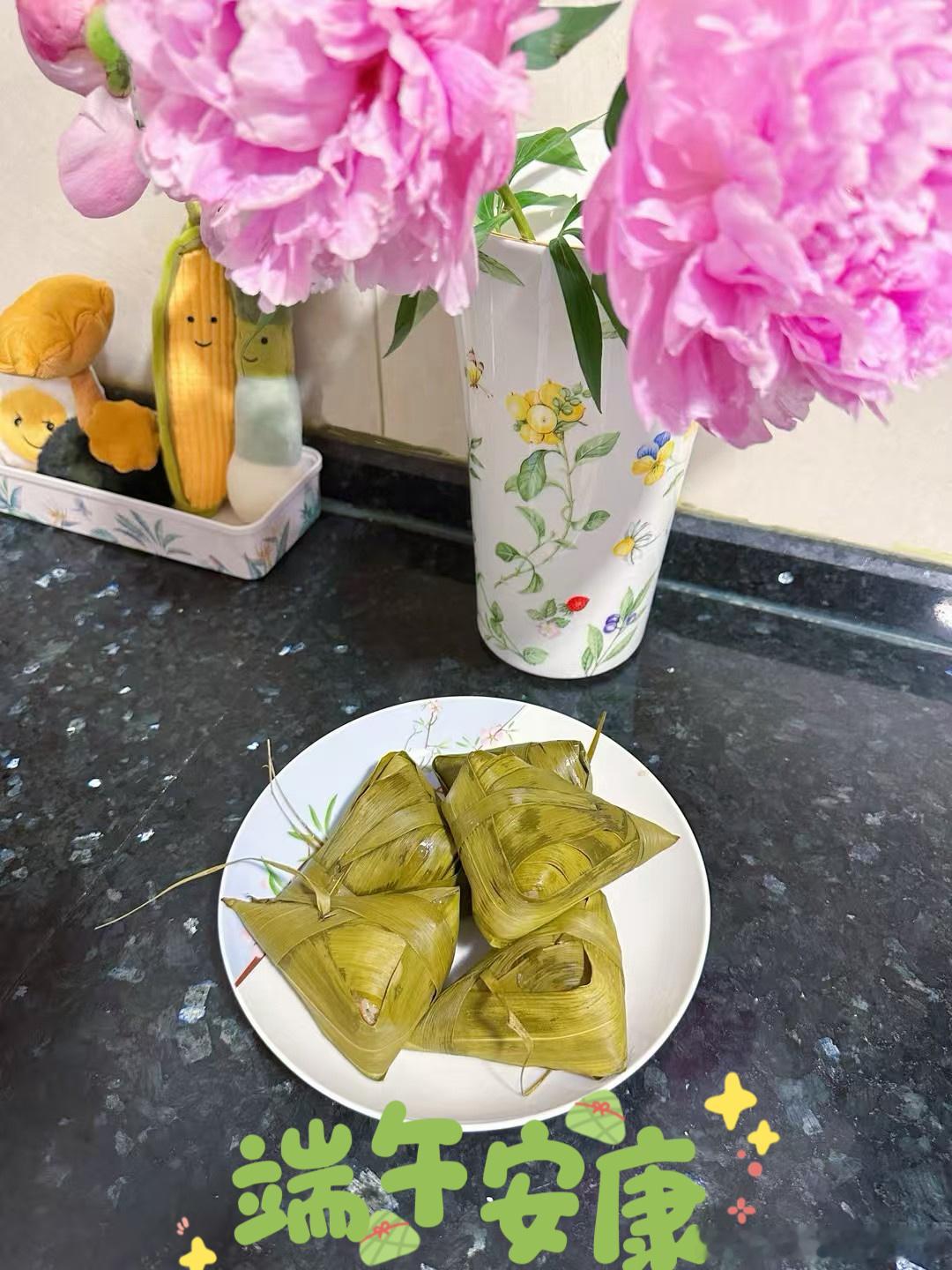 小扇引微凉，悠悠夏日长～～祝端午安康快乐