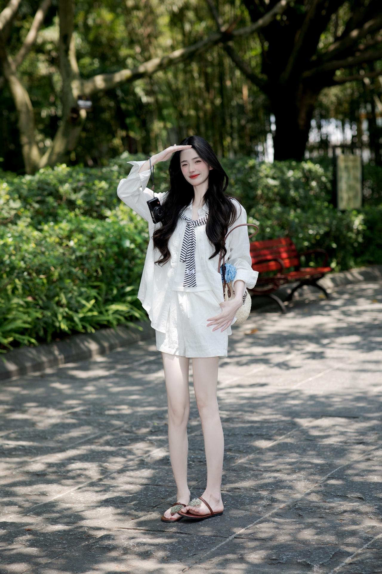 松弛感氛围感穿搭 清爽夏日look 日常休闲穿搭 小个子穿搭 出游穿搭