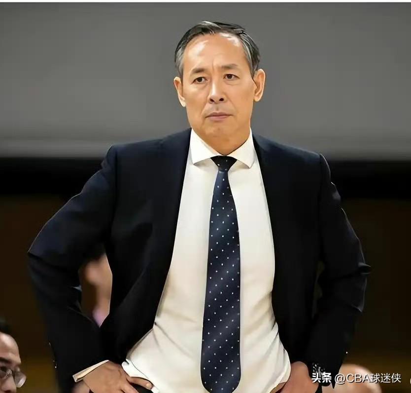 许利民，你手里这把牌到底会不会打？

北京又输了。输给倒数第四的福建。

麦基：