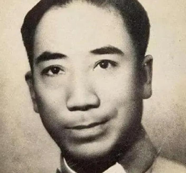 1956年，毛人凤突然暴毙台北家中，几天后，他的妻子向影心没等丧期结束，提着箱子