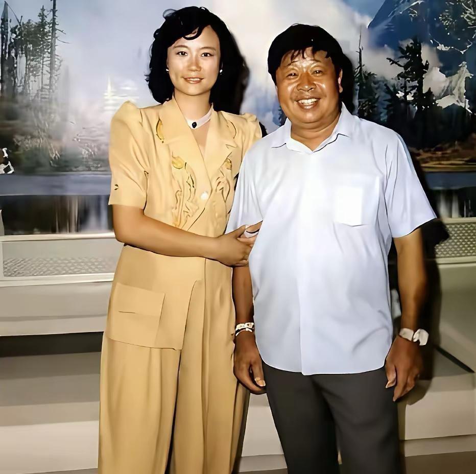 马季走后，尽管儿子马东多次想接她同住，于波依然选择独自住在充满回忆的老房子里。她