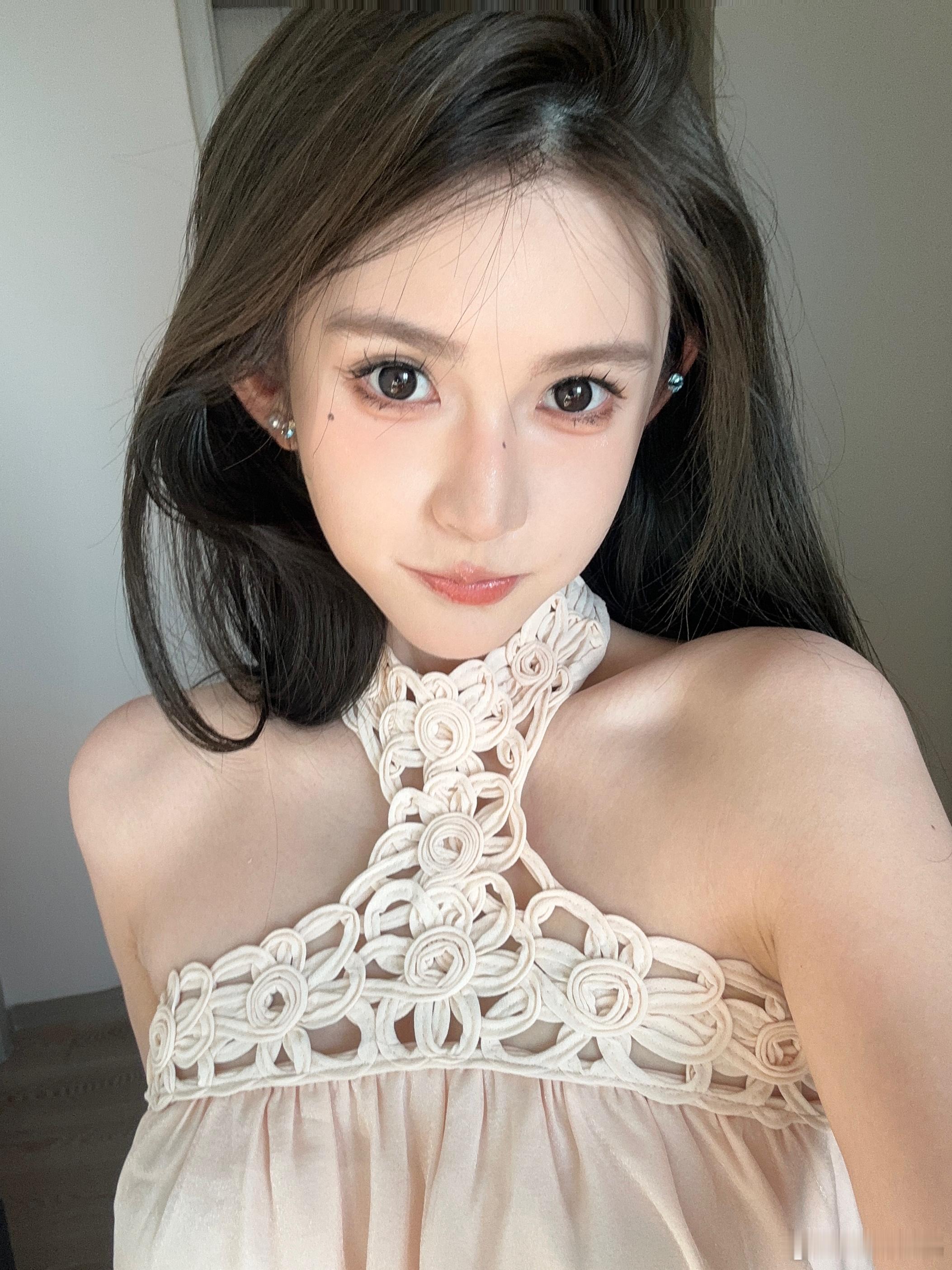 发现要想14pro要想拍照好看只能迅速按下快门 不产生live 就可以画质美美哒