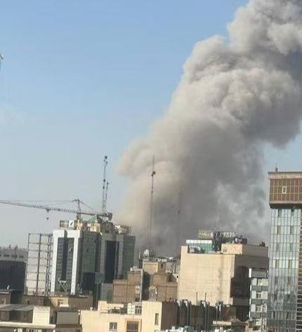 伊朗的防空体系如此差，竟然让以色列的飞机进来轰炸德黑兰？没搞错吗？德黑兰多地遭到