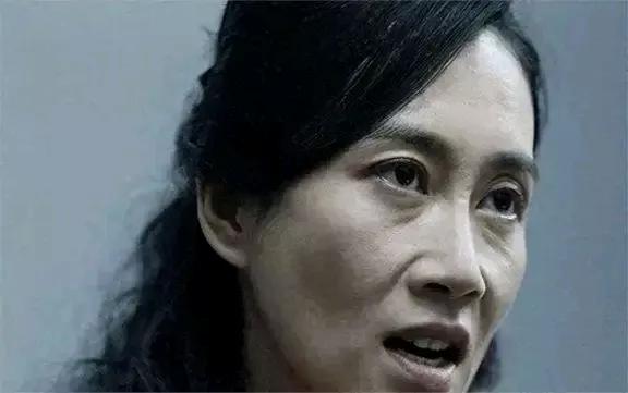 这几位“凶神恶煞”的老年女演员
在戏中，她们一副尖酸刻薄的嘴脸
恨的观众牙痒痒，