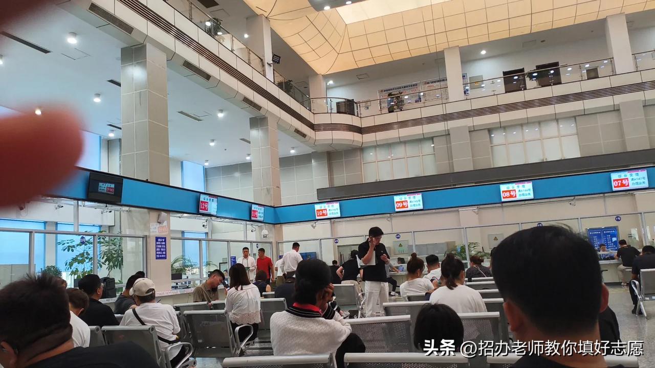 地地道道的长春人回老家办事，感受到不一样的家乡政府环境，90年代从长春考到天津，