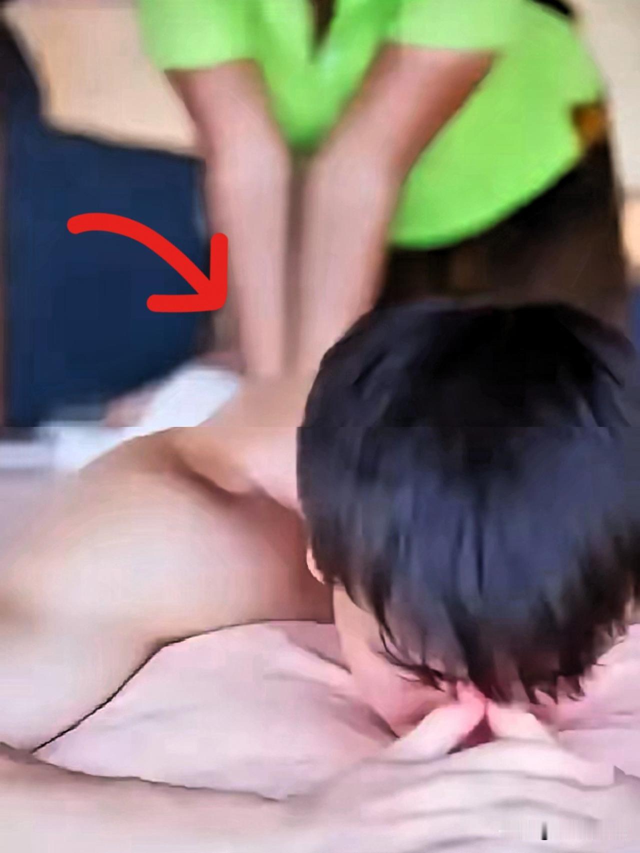 内蒙古，女子哺乳期上门给客户按摩，为了多赚点奶粉钱，就打起了歪主意，给客户额外提
