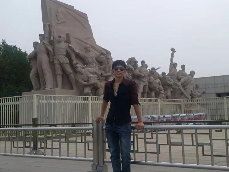 从青涩眉眼到沉稳步履，风雨皆成序章。