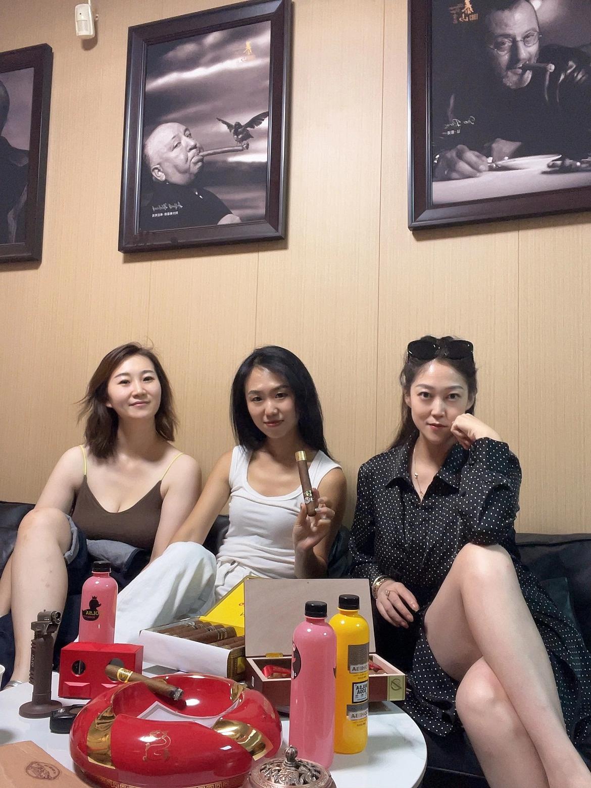 @蓓蓓吖♑（好运连连）: 任何人都不希望你风生水起，所以该做的事不需要跟任何人讲