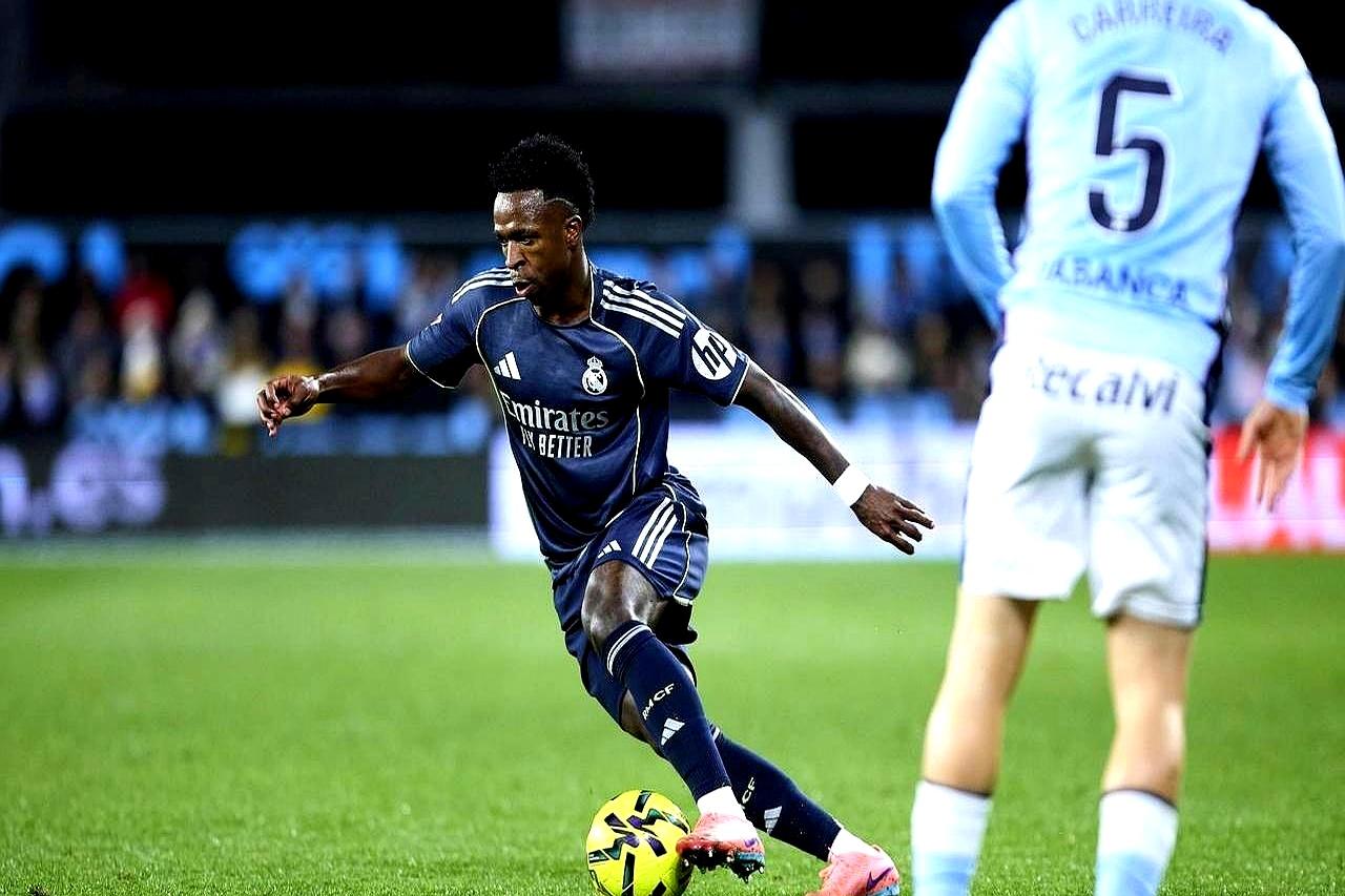 西甲第27轮打完，才懂豪门的底色根本不是阵容。
皇马客场压了塞尔塔全场，补时第