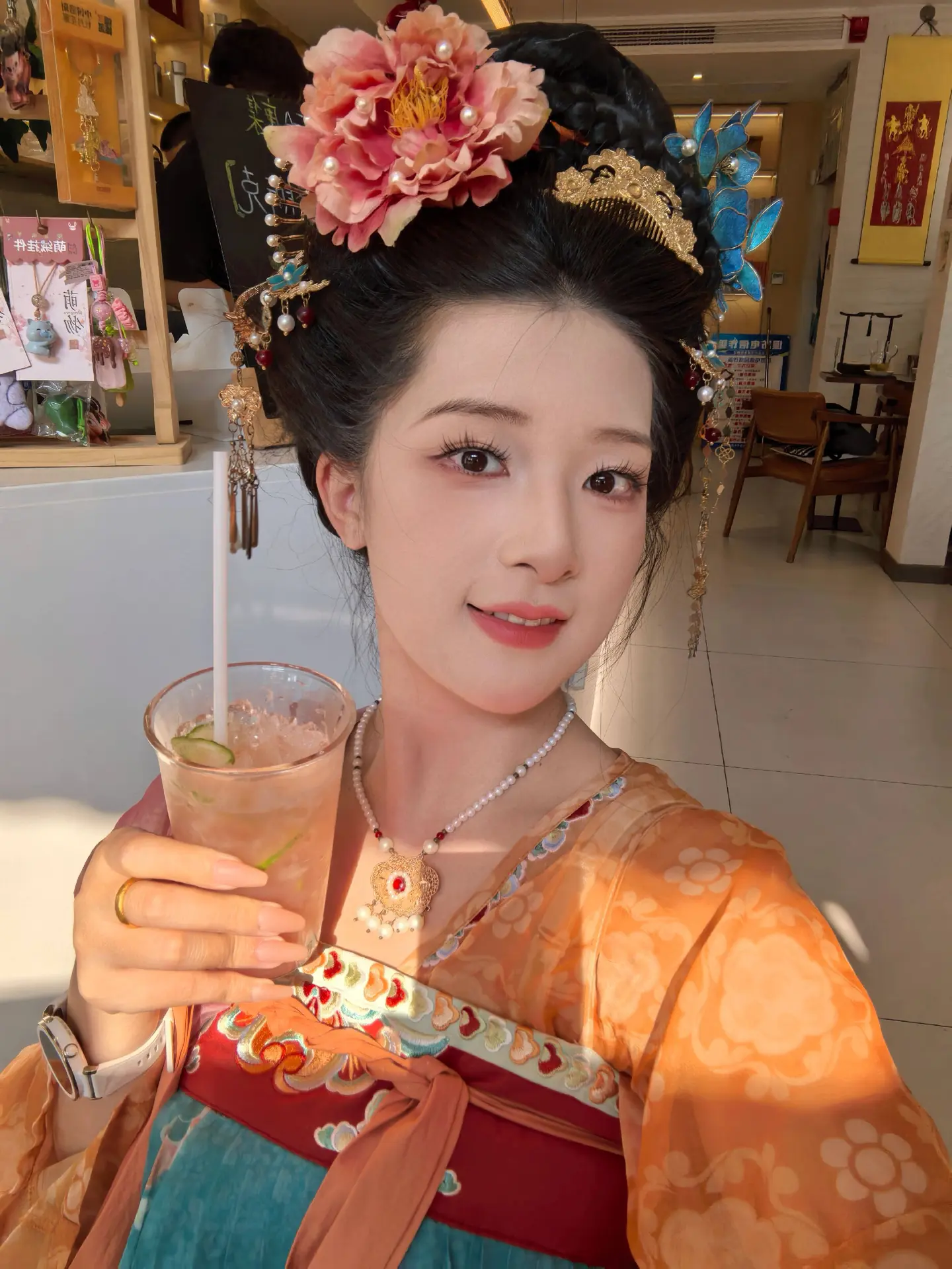 总想两全 总是两难  人生不过尔尔。。。爱自己让自己快乐！