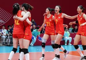 如何评价中泰女排颁奖台互动颁奖台上泰国姑娘主动搂着中国球员合影那一刻，我反复看了