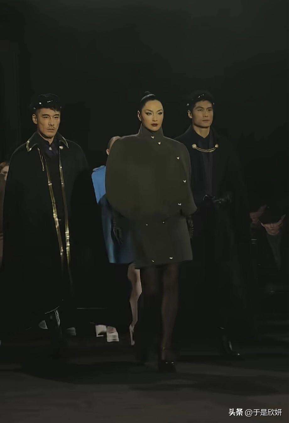 胡兵、张亮、瞿颖同框走秀！初代国模天团炸场，谁的DNA动了🔥
 
这场秀直接把