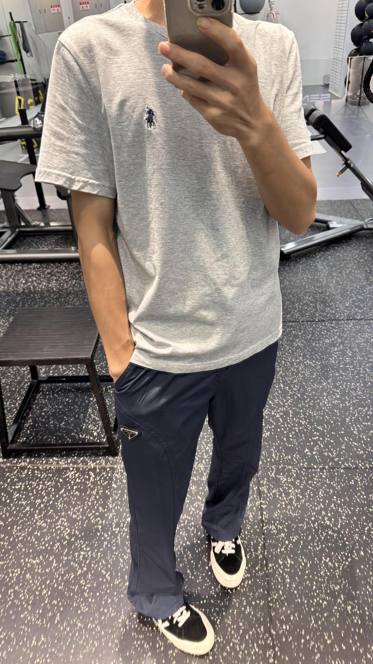 想被你记住 却忘了自己过于普通男生穿搭