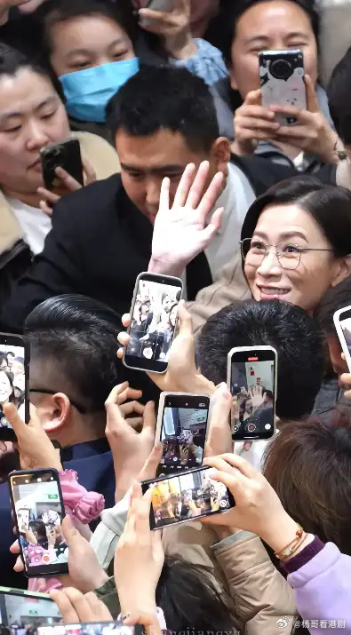 《正義女神》佘詩曼北京宣傳人氣爆棚！※TVB與優酷聯合出品的律政劇《正義女神》，