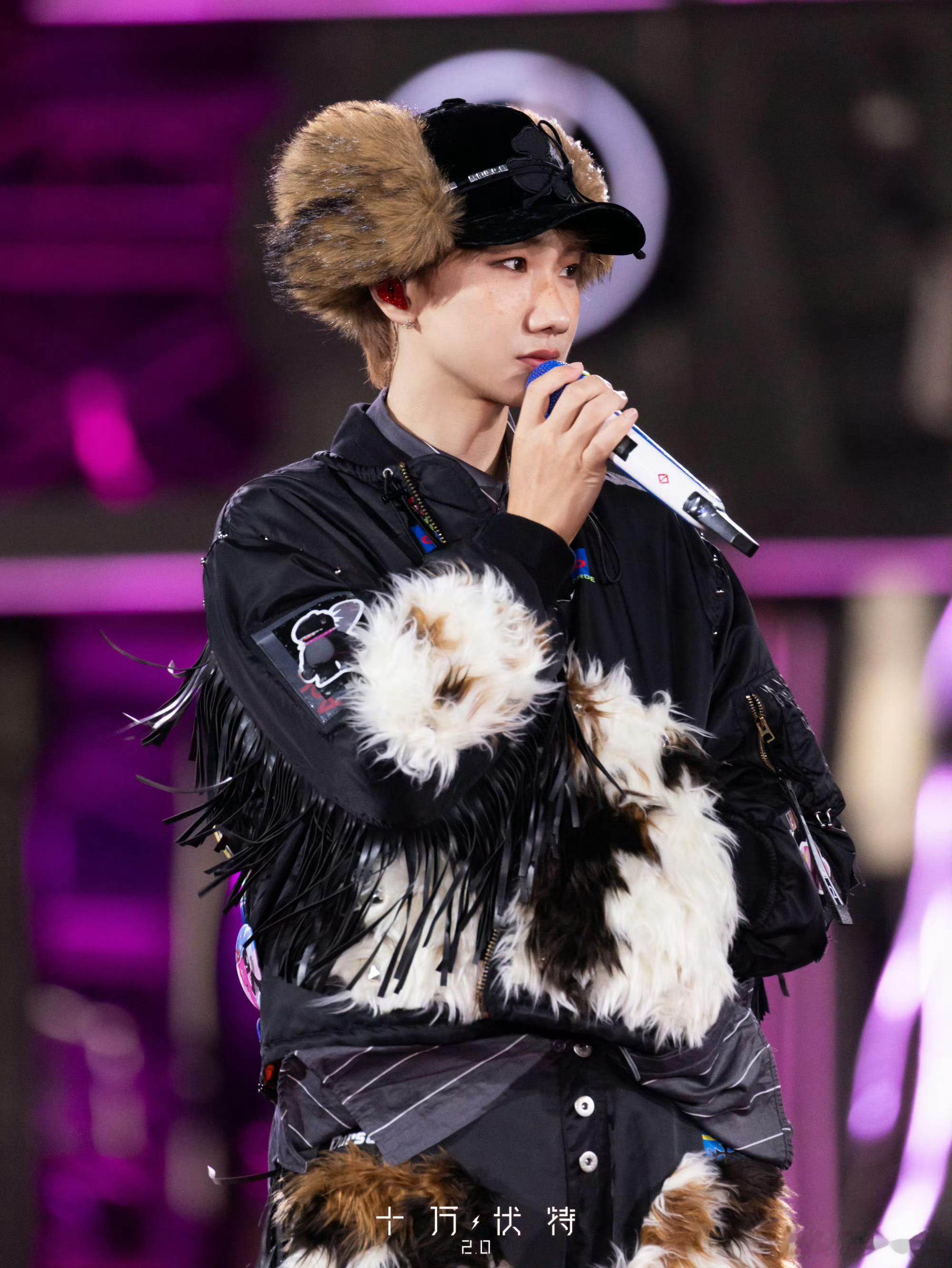 汪苏泷真的很有音乐责任感当他躬身托起新人的demo时，托起的是华语乐坛的明天。没