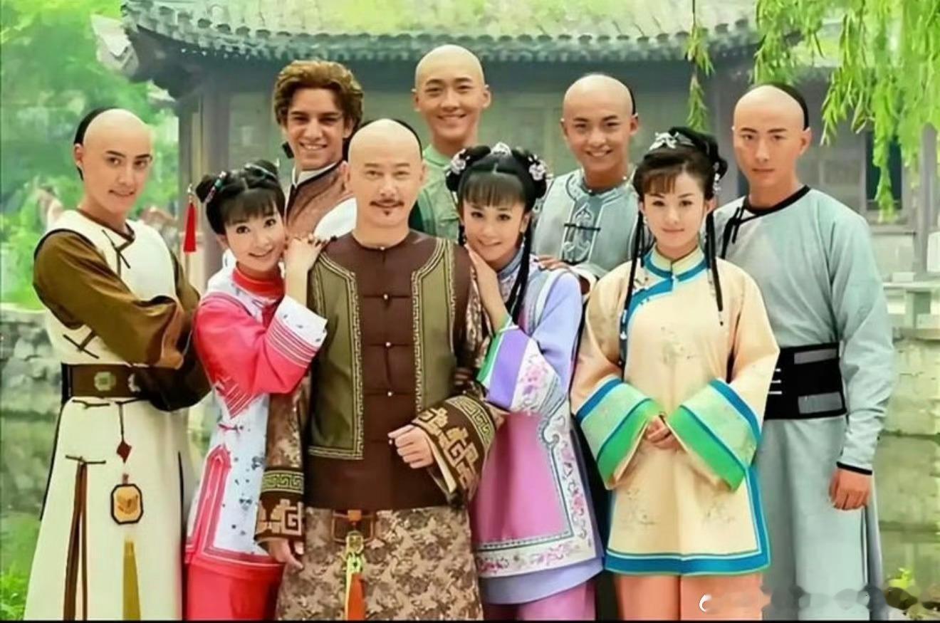 皇阿玛披哥送考五阿哥谁的青春回来了！邱心志现身披哥直播为张睿助阵，皇阿玛与五阿哥