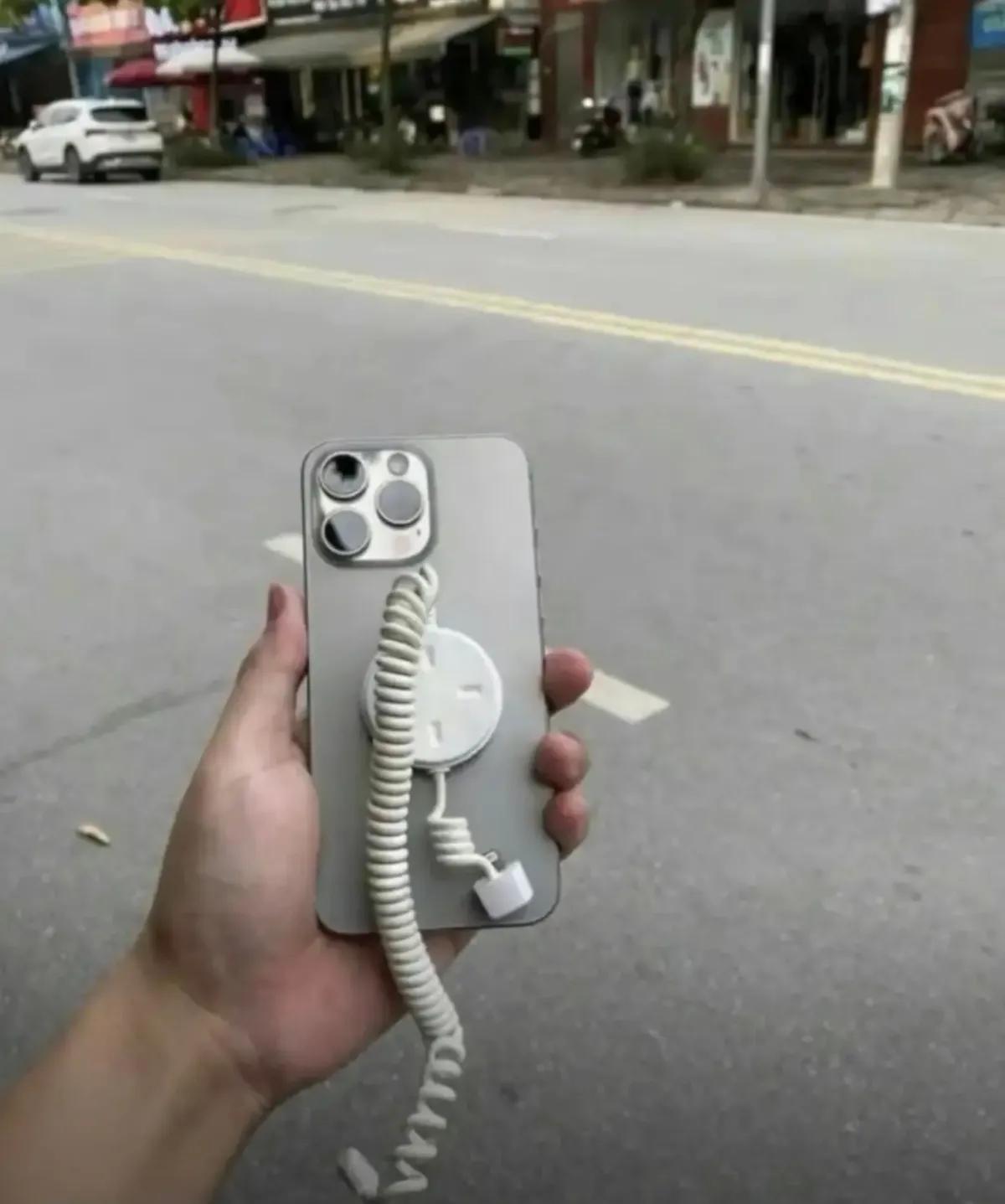 都说苹果难抢
我觉得也还好吧