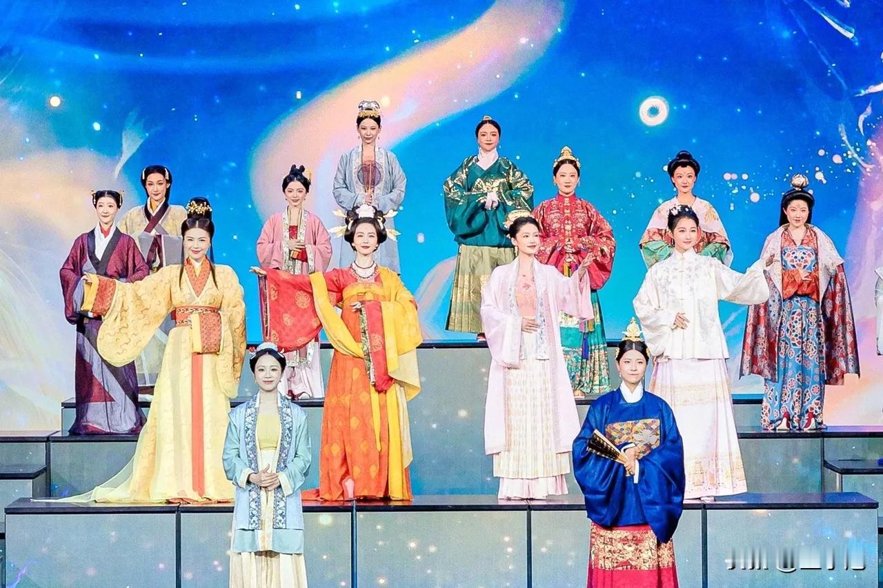难道这就是春晚的审美吗？四大古典美人有惊艳到你吗？
45岁的刘涛、36岁的刘诗诗