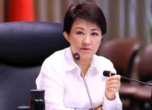 郑丽文获邀访问中国大陆，卢秀燕的表态，非常鸡贼！3月31日，对于郑丽文获邀访问一