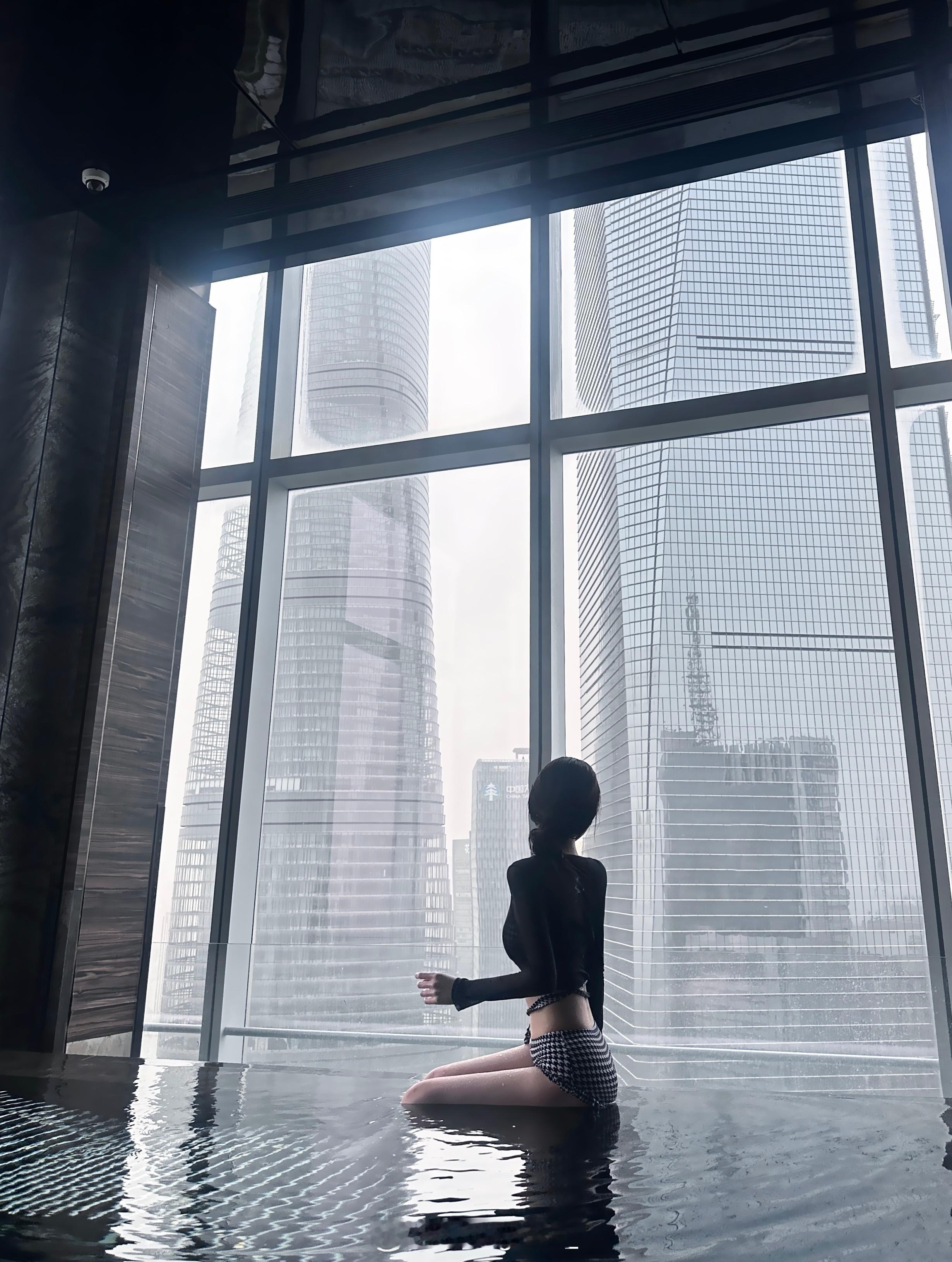 我讨厌一个人 可是我一直一个人 ​​​