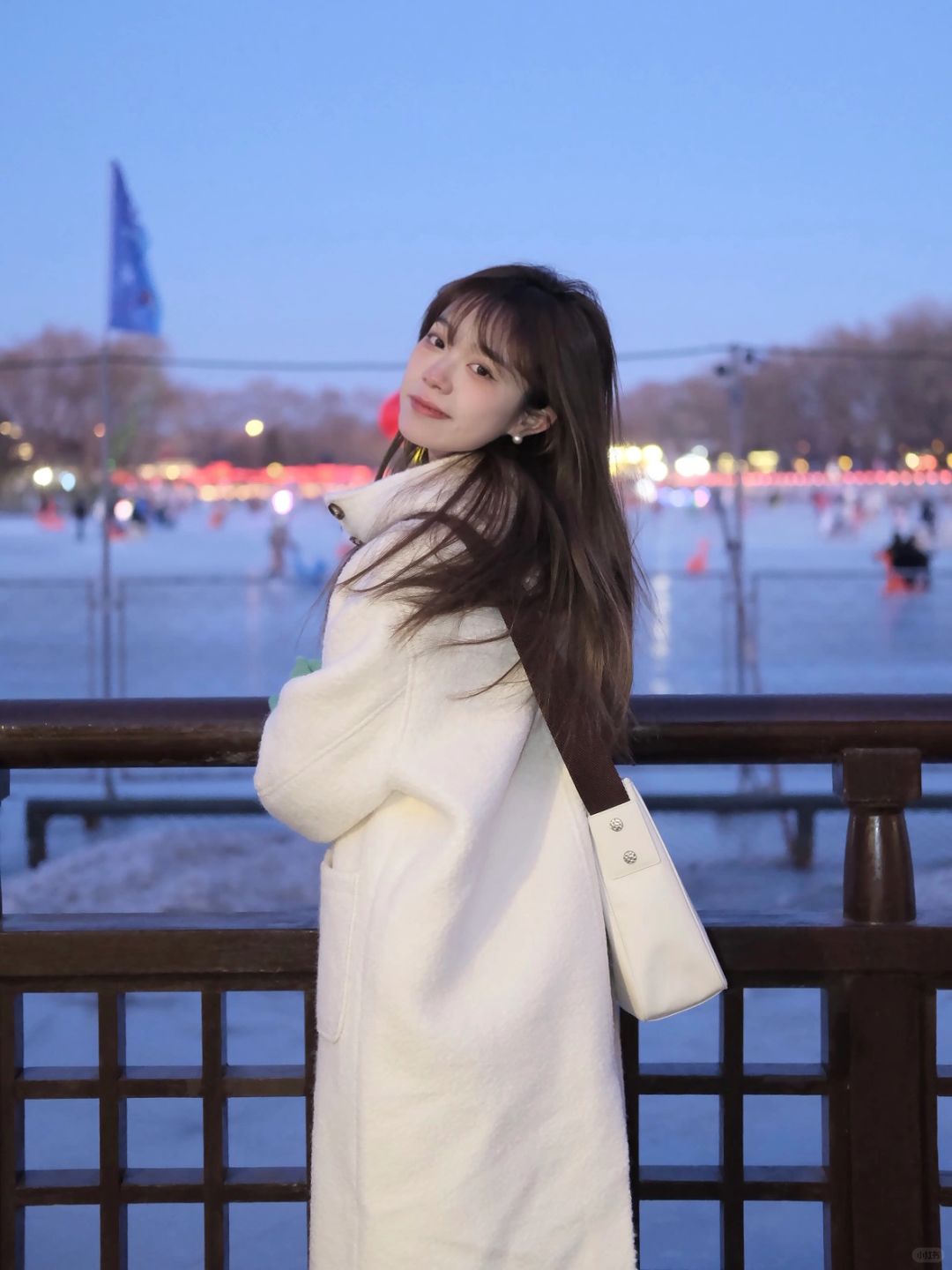 白色牛角扣太美啦