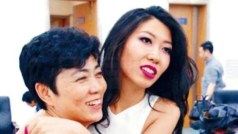 曲婉婷母亲贪污3.5亿元职工安置费歌手曲婉婷近期自曝患乳腺癌切除一侧乳房、独自在