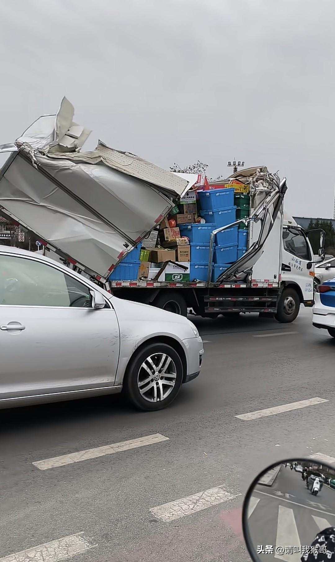 这辆货车，像极了中年的我们，一切先等把活干了再说！