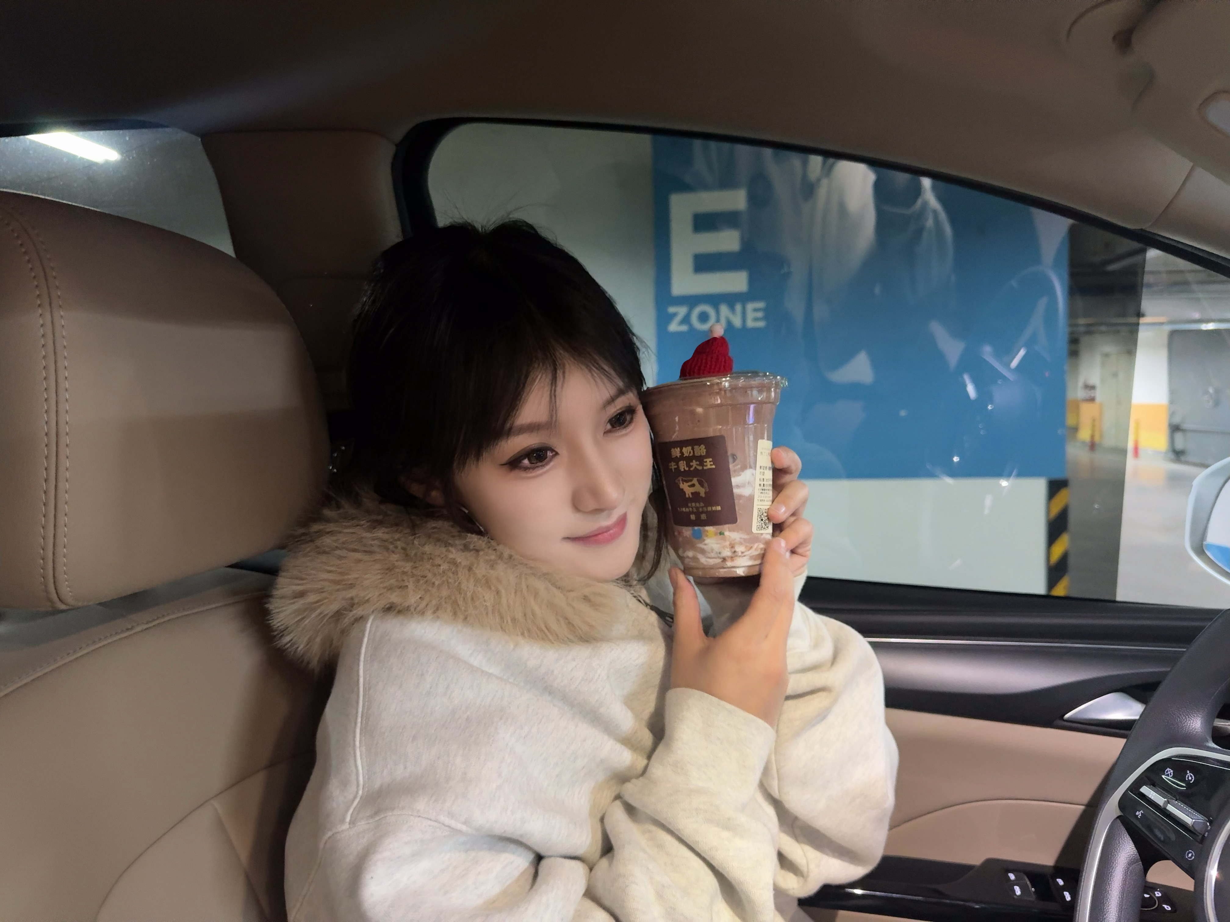 北京大风 风再大 也阻止不了我喝到香草籽可可奶