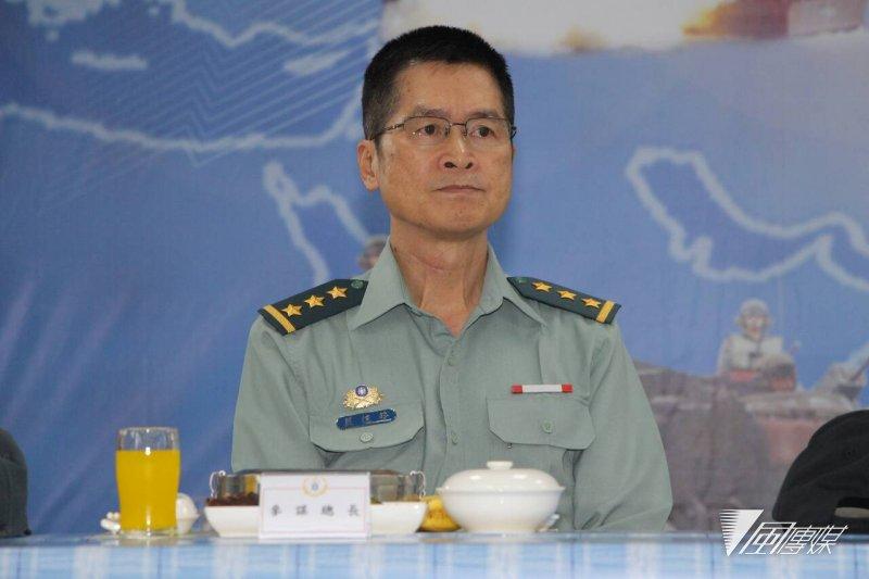 岛内彻底沸腾了！台湾前最高军事首长李喜明，终于说出了没人敢讲的大实话。解放军迟迟