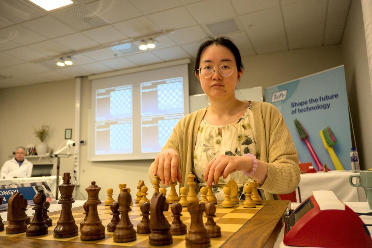 谭中怡战平拉米，拉波尔特胜伊万丘克。
国际象棋瑞典西格曼邀请赛第六轮，拉波尔特1