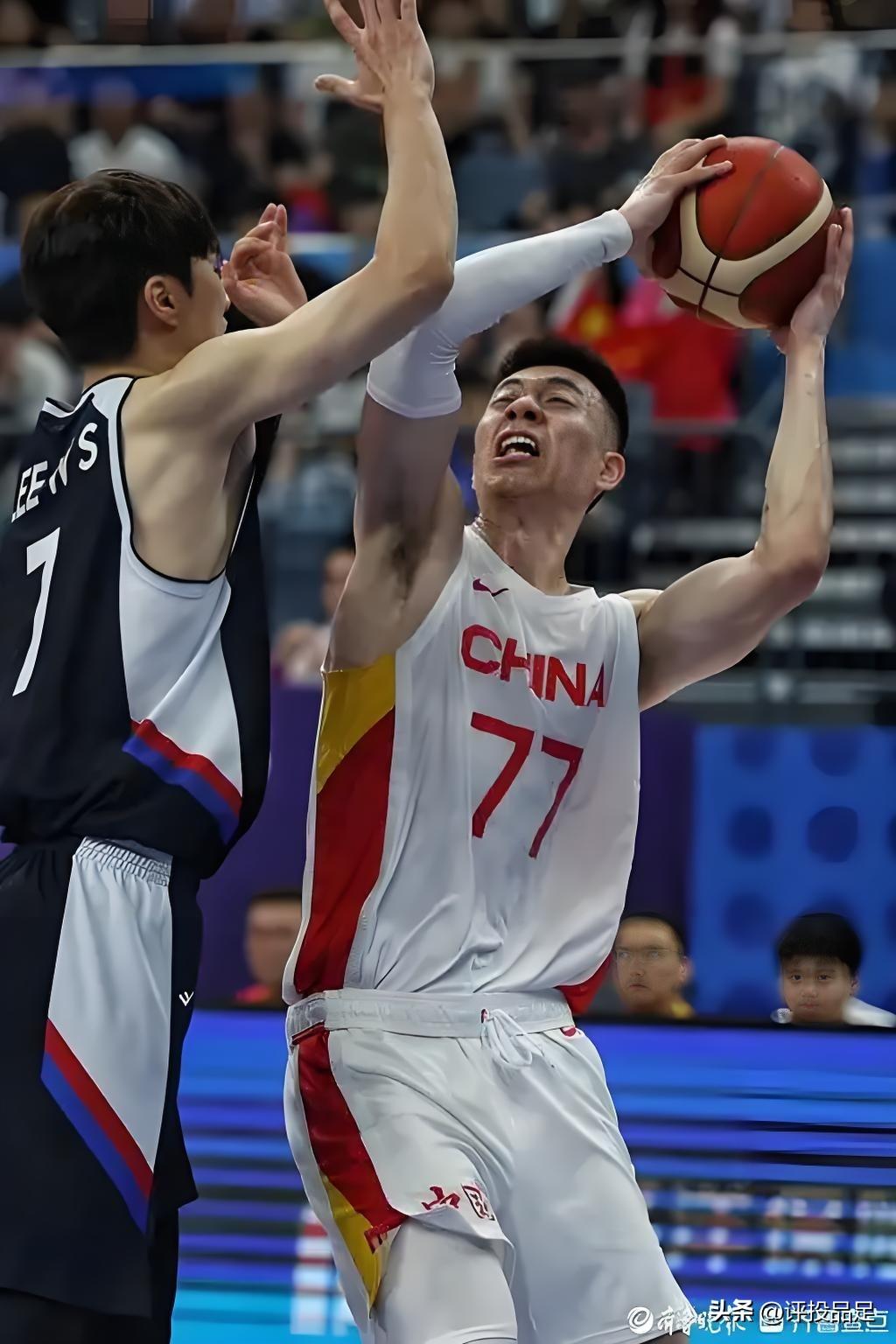 男篮世界杯亚洲区预选赛，中国队上半场以34-47落后于韩国队。4个没想到！
1.