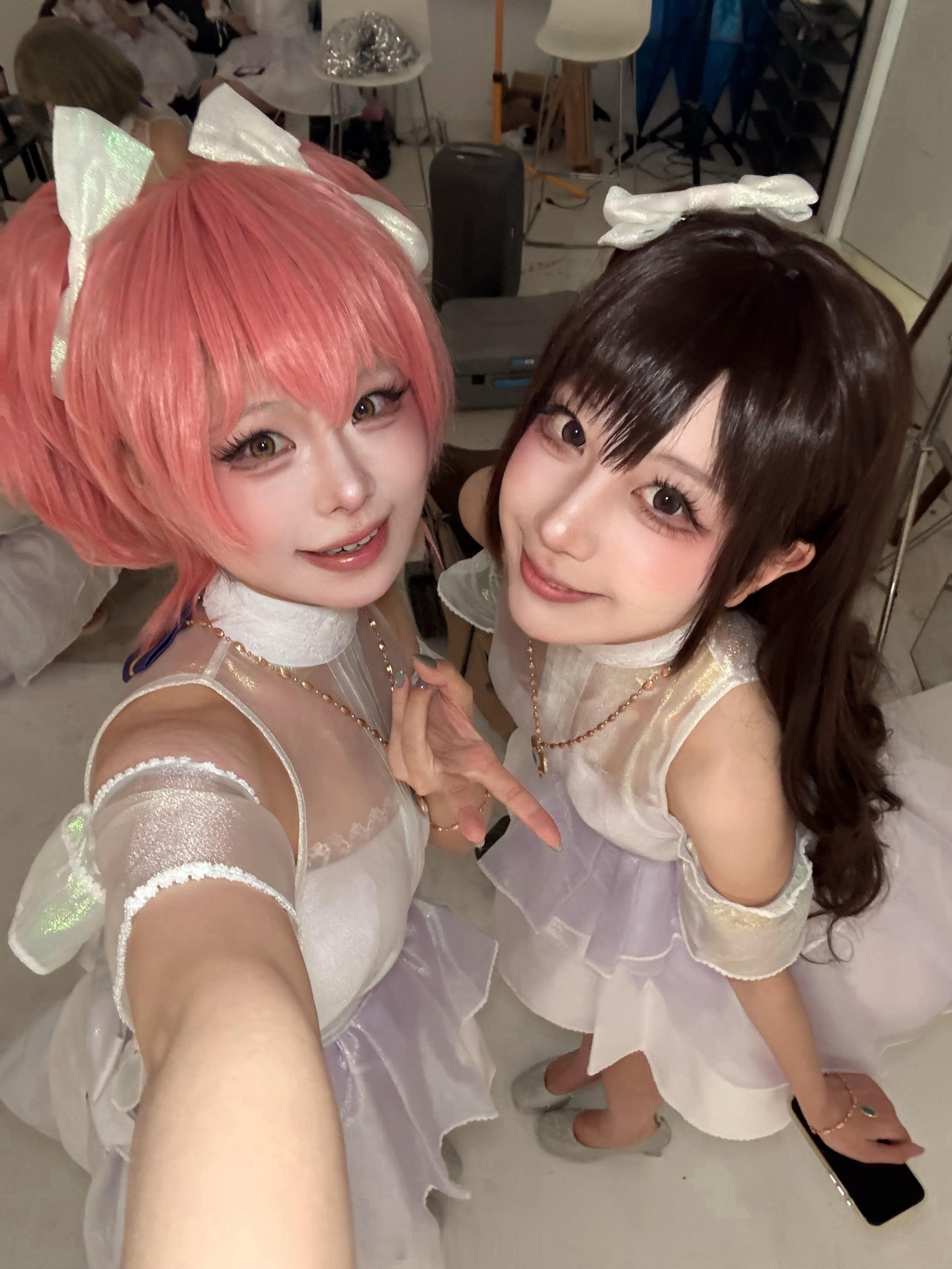 时隔这个六年又出卯月了！！！尝试了现在流行的眼妆画法，好像画得挺成功的但是调理了